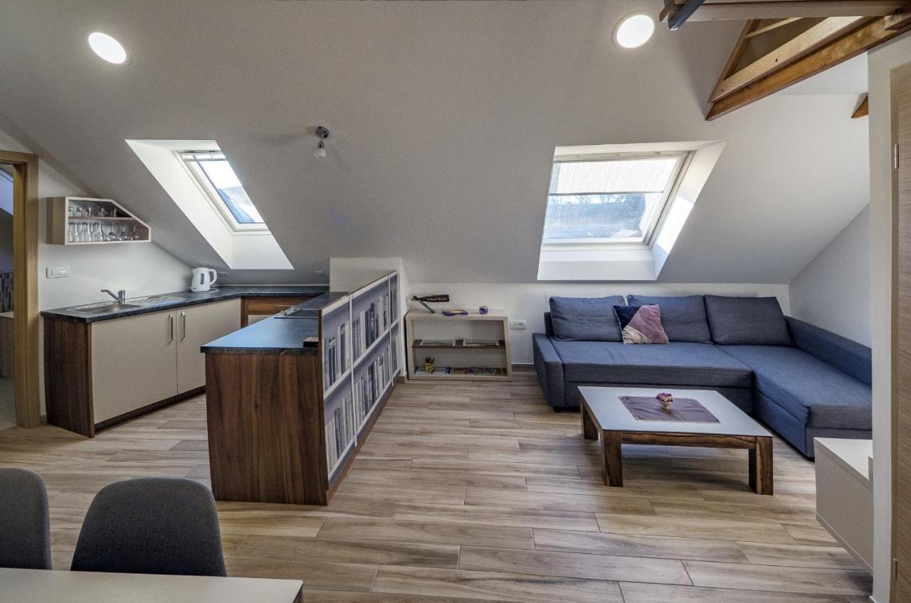 Ferienwohnung Apartma Maricka Križe Exterior foto